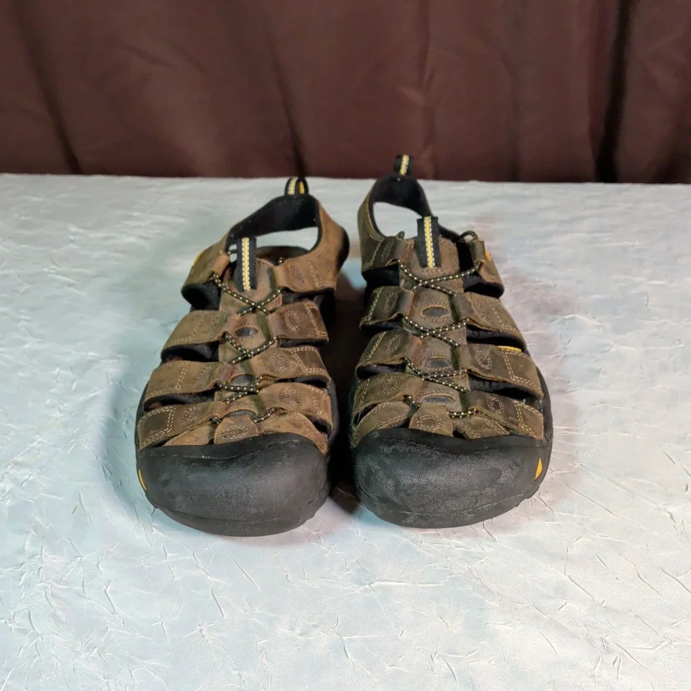 Keen Newport H2 Sandals Mens Size 10 Homing Brown Leather Fisherman Gorpcore